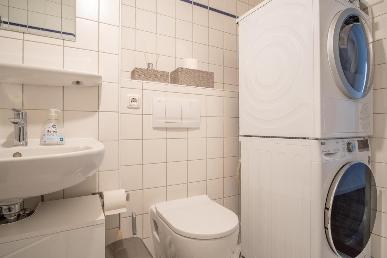Appartamento Arbeitsplatz, Balkon, Tiefgarage Naehe Neue Messe Lipsia Esterno foto