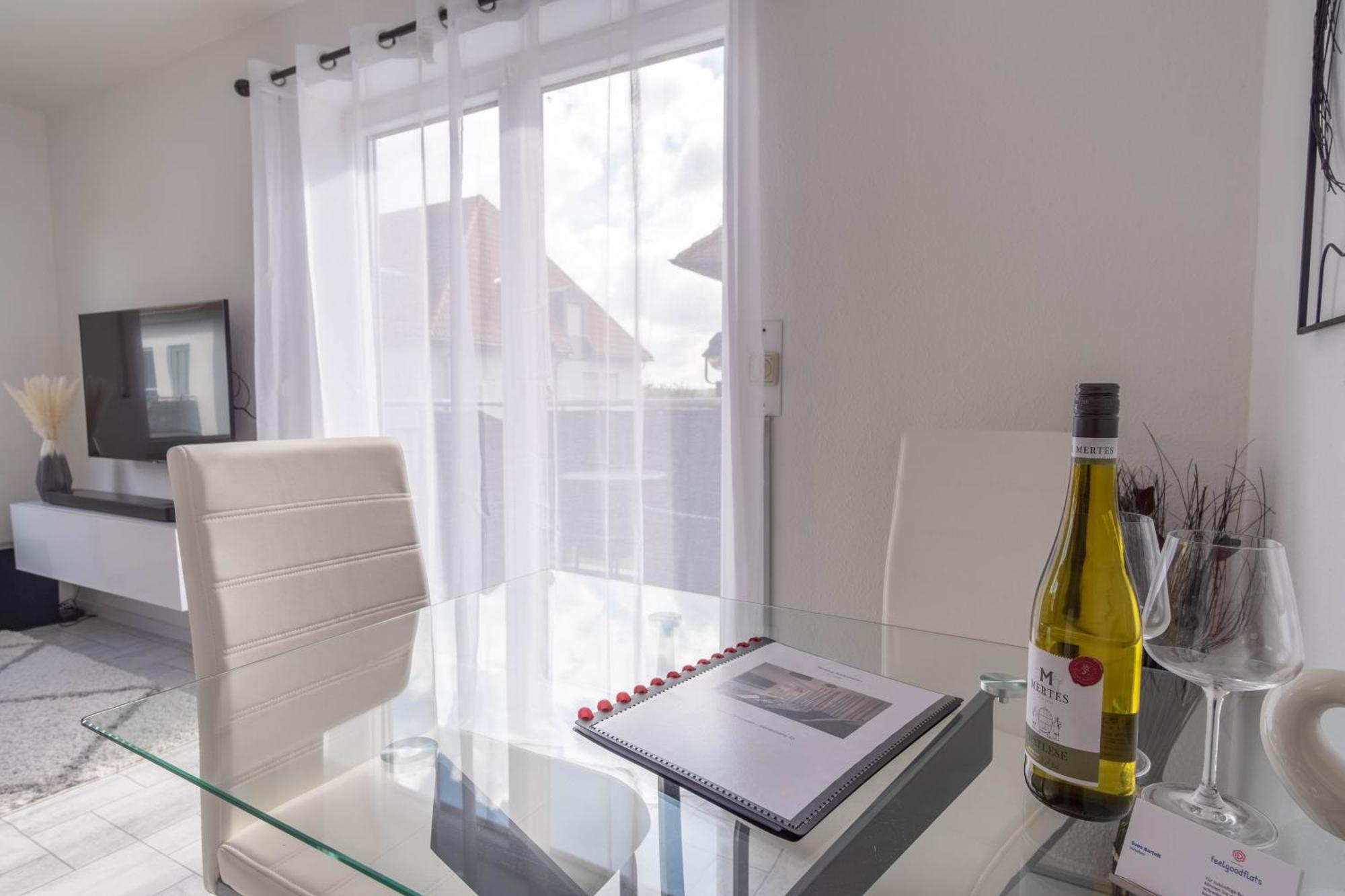 Appartamento Arbeitsplatz, Balkon, Tiefgarage Naehe Neue Messe Lipsia Esterno foto