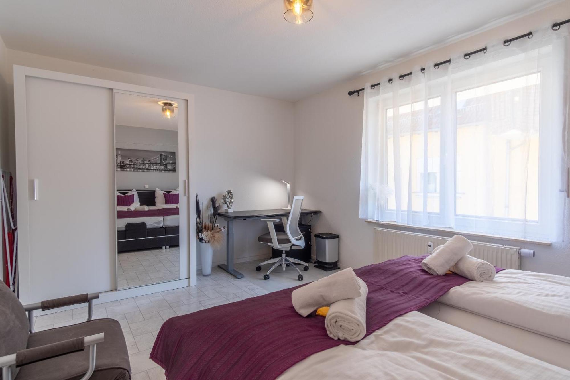 Appartamento Arbeitsplatz, Balkon, Tiefgarage Naehe Neue Messe Lipsia Esterno foto